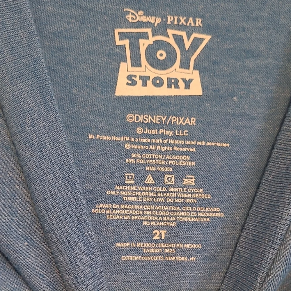 Blue Toy Story T-Shirt Size 2T - Picture 4 of 6